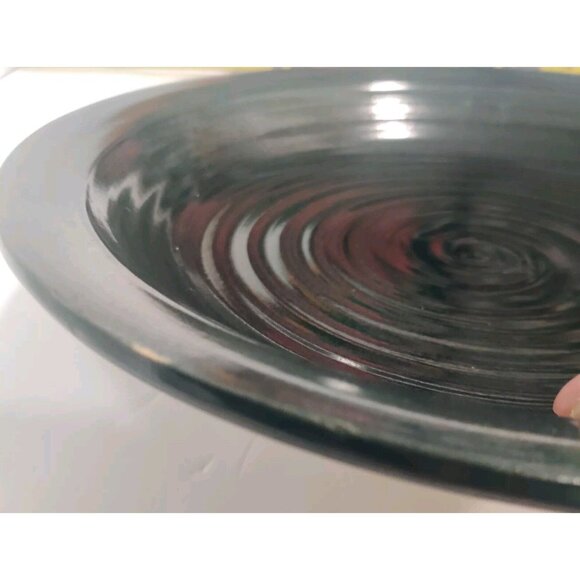Studio Art Pottery Platter / Bowl Swirls Solid Dark Green/Black? 13x13x2" Signed - Picture 6 of 16